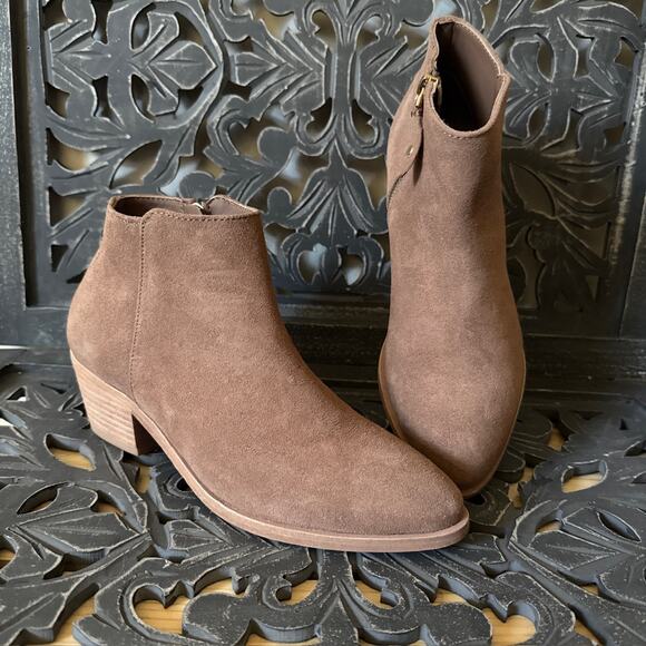 Thursday Boot Co Everyday Downtown Taupe Brown Suede Ankle Boots Size 8 - Picture 2 of 14